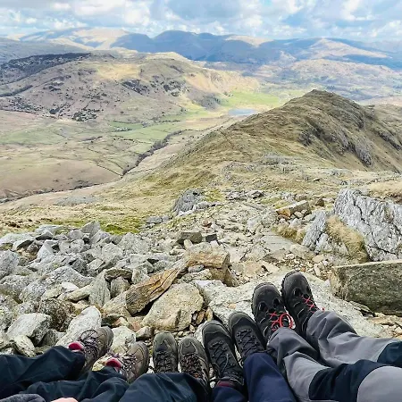 Stunning With Free Access