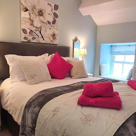 Stunning With Free Access *